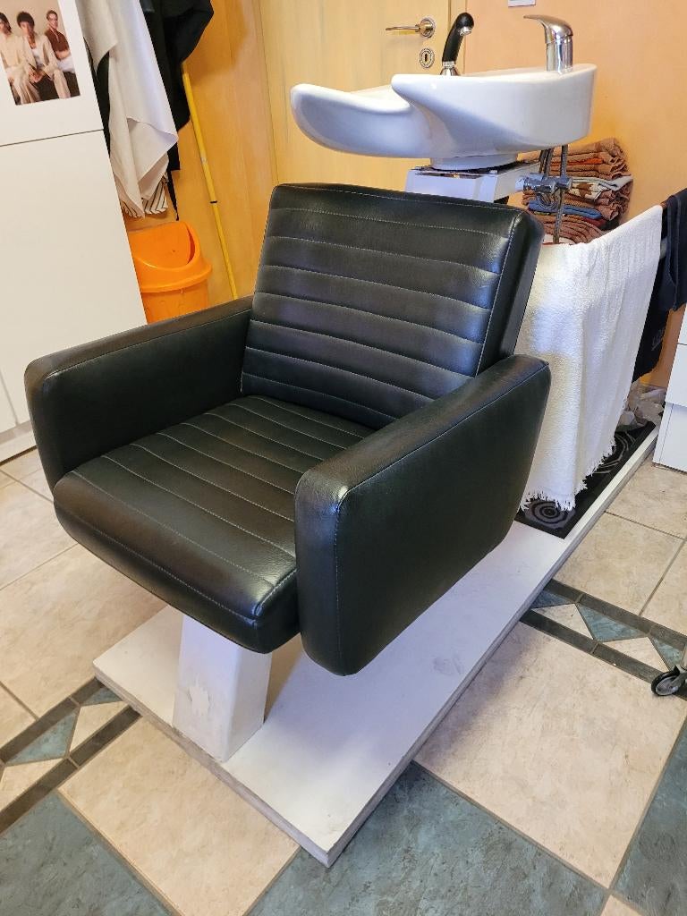 Lavabo/wastafel uit kapsalon : 2 stuks, Zakelijke goederen, Ophalen