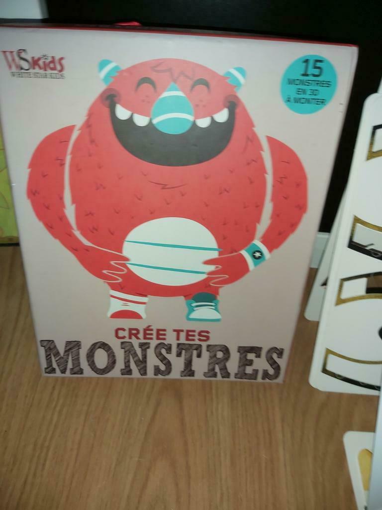 Monsters in 3D, Ophalen of Verzenden, Zo goed als nieuw