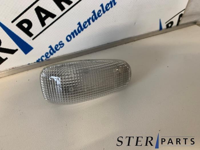 Clignotant protection avant droit d'un Mercedes SLK, 3 mois de garantie, Utilisé, -, -