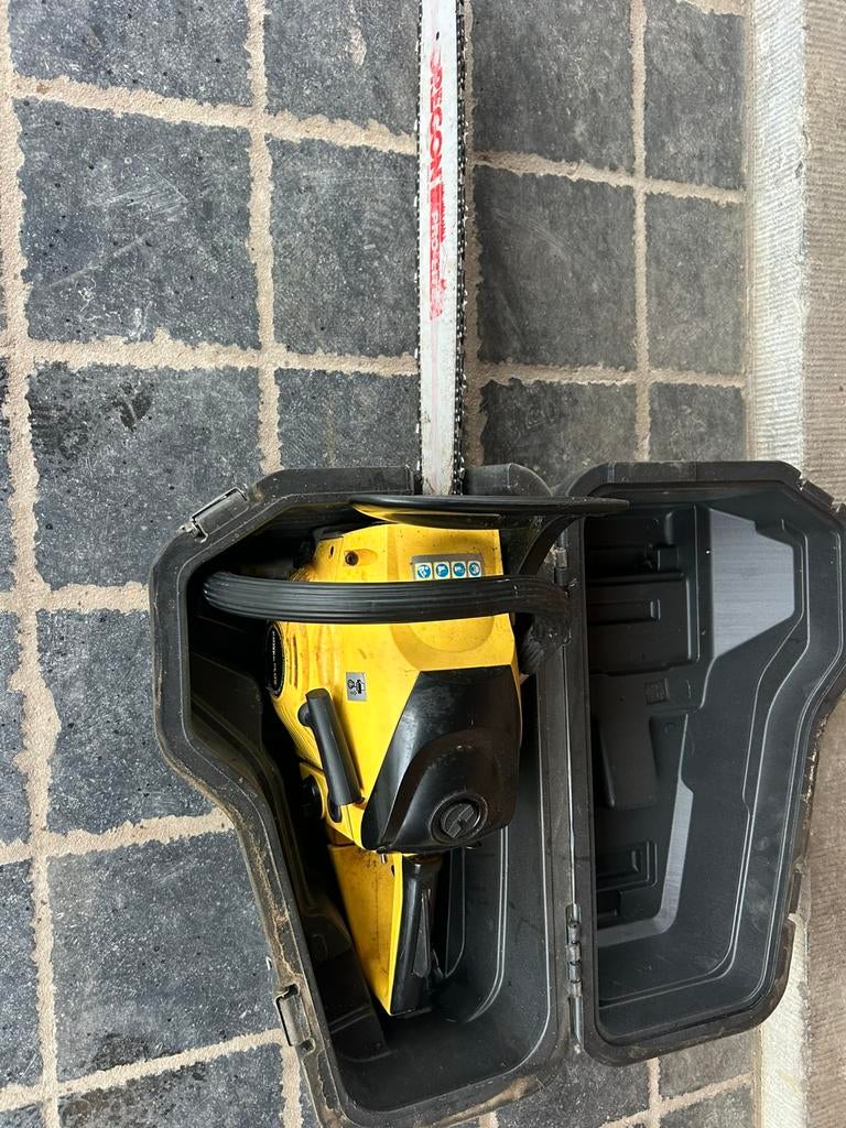 Kettingzaag powerplus, Ophalen