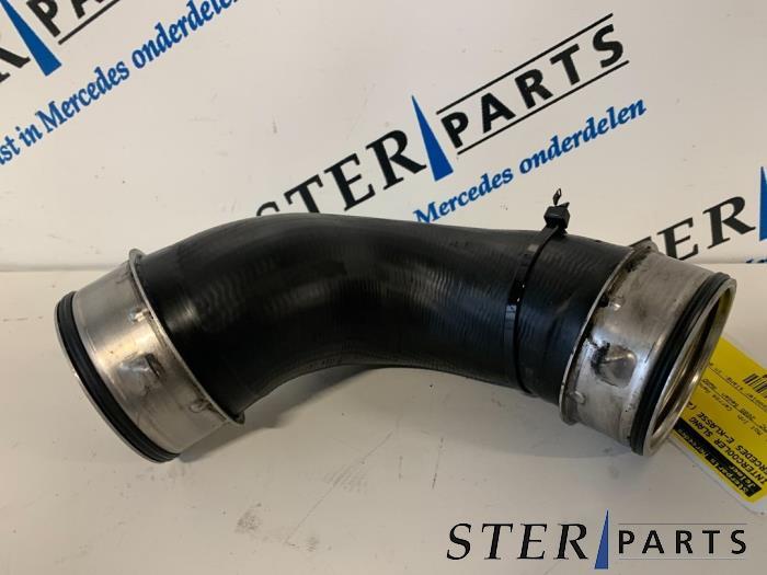 Tuyau intercooler d'un Mercedes E-Klasse, 3 mois de garantie, Utilisé, -, -