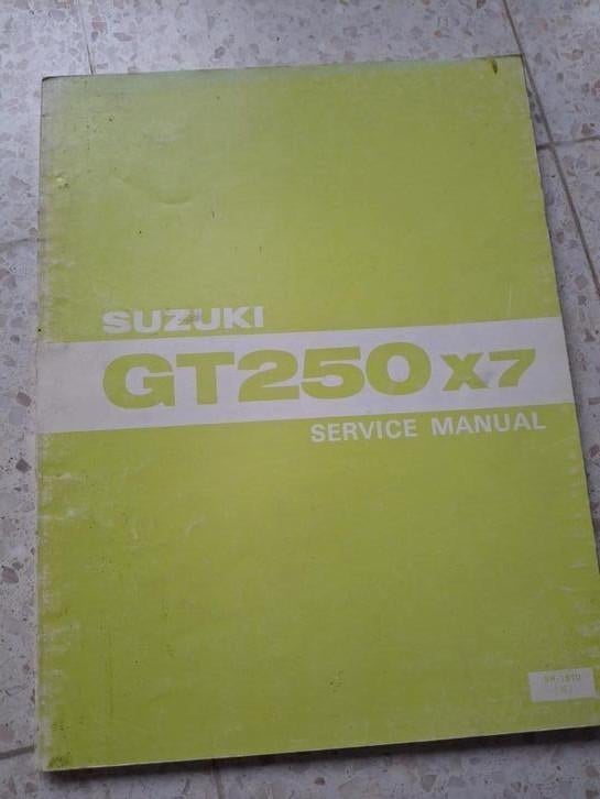 Suzuki GT250 X7 Service Manual (English), Motoren, Ophalen of Verzenden