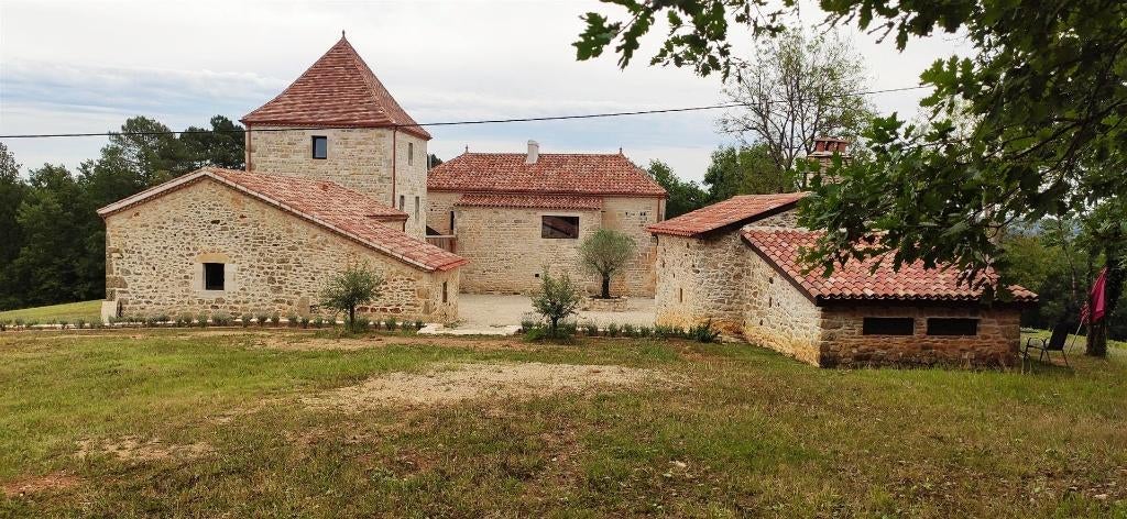 magnifique propriété en pierre dans le lot 10 hectares, Immo, Campagne, France, Maison d'habitation, France