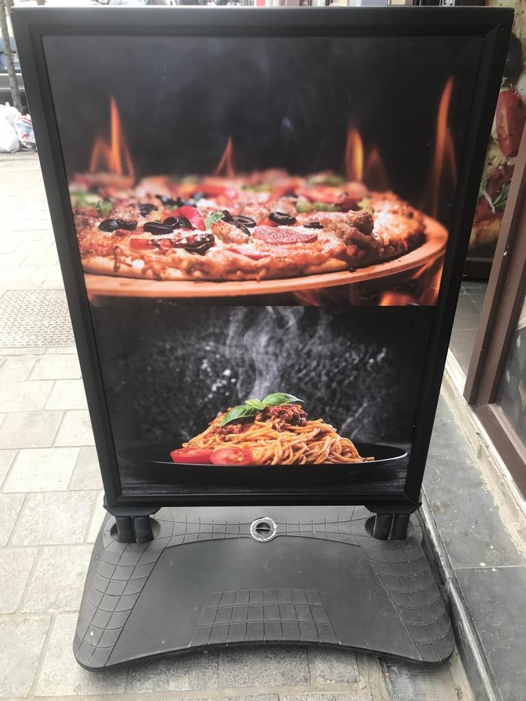 Panneau promotionnel pour pizzeria., Jardin & Terrasse, Enlèvement, Utilisé