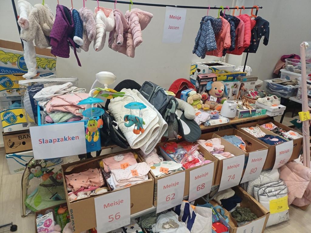 Babykleding meisje en jongen en babybenodigdheden, Kinderen en Baby's, Ophalen