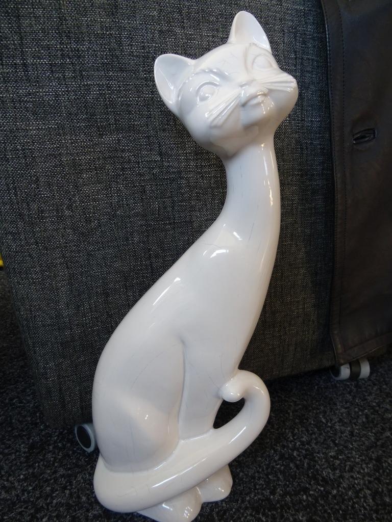 Groot beeld kat beeld poes 42 cm beeld statige kat 42cm 1980, Verzamelen, Ophalen of Verzenden, Zo goed als nieuw, Dier