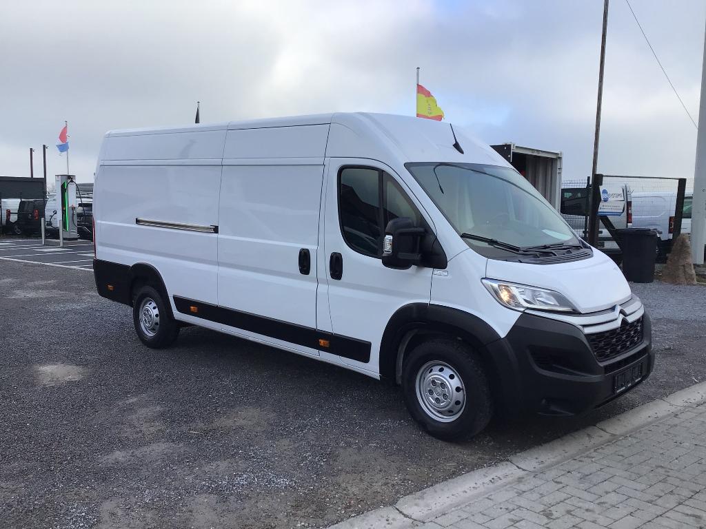 citroen jumper l4h2 165pk 2024 52000km full/option 20300e ex, Auto's, Bestelwagens en Lichte vracht, Voorwielaandrijving, Stof