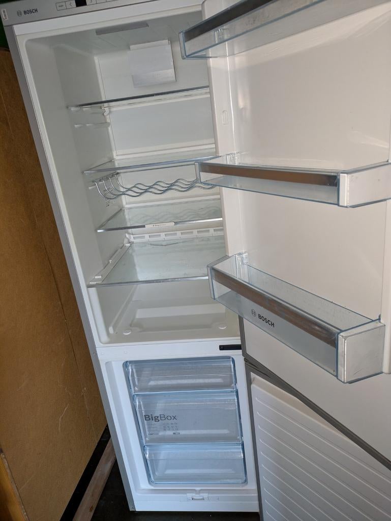 Frigo congélateur Bosch non- encastrable, Enlèvement, Avec compartiment congélateur