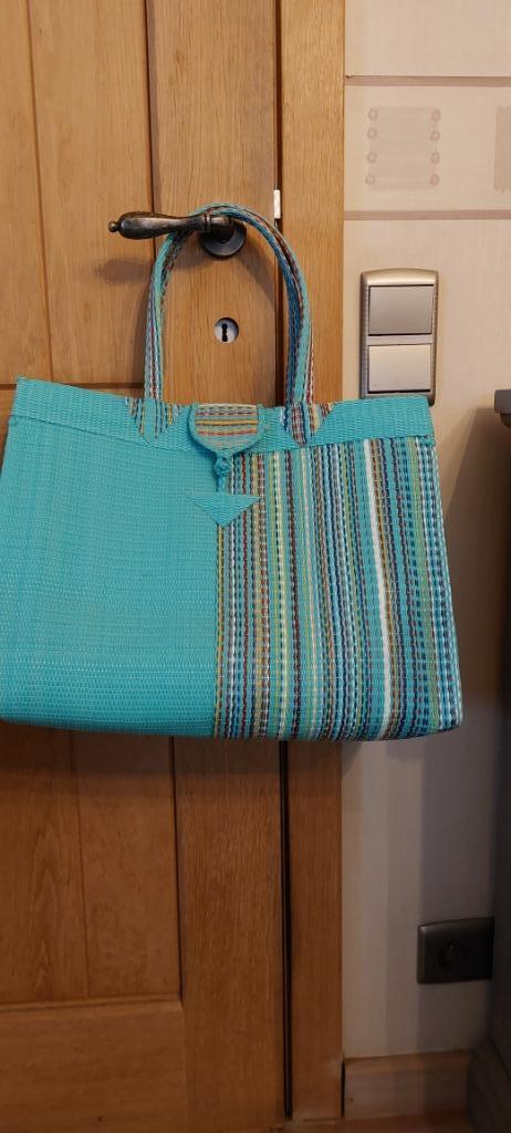 Groene, rieten winkeltas, Handtassen en Accessoires, Tassen | Damestassen, Ophalen, Zo goed als nieuw, Groen, Shopper