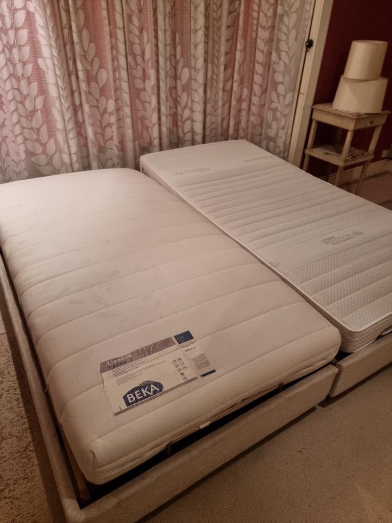 LIT BEKA FLEX SYSTEM +/têtes réglages/cadre+sommiers+matelas, Enlèvement, Matelas