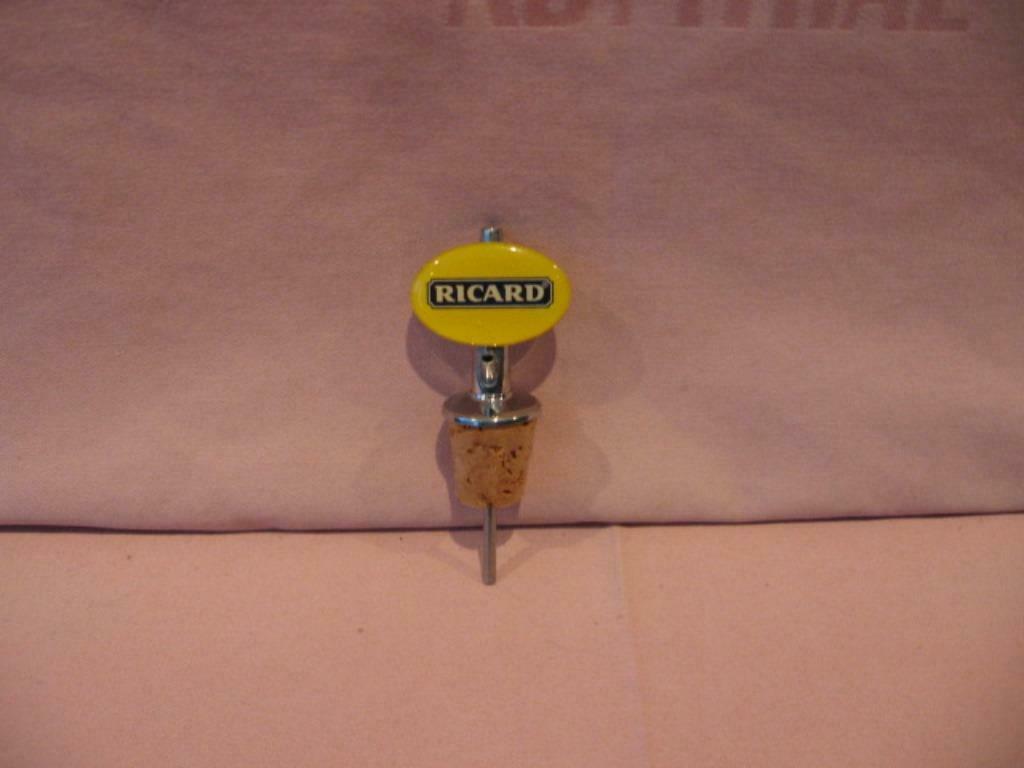 Ricard schenktuit ovaal, Enlèvement, Utilisé, Ustensile