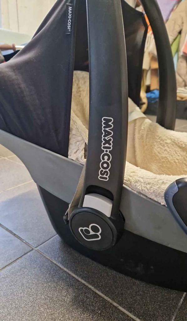 Maxi-cosi + maxi-cosi easybase 2, Kinderen en Baby's, Ophalen, Gebruikt, Maxi-Cosi