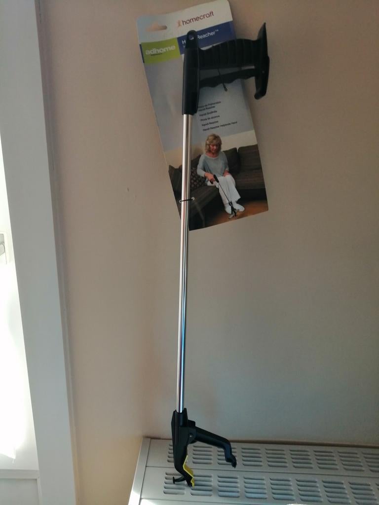 Handy Reacher, Enlèvement