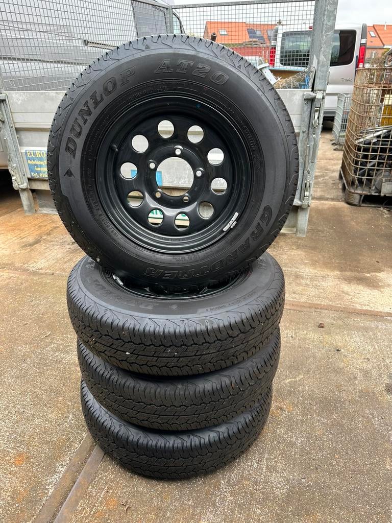 Nieuwe wielen suzuki jimny 195/80 R15 96S M+S, Enlèvement