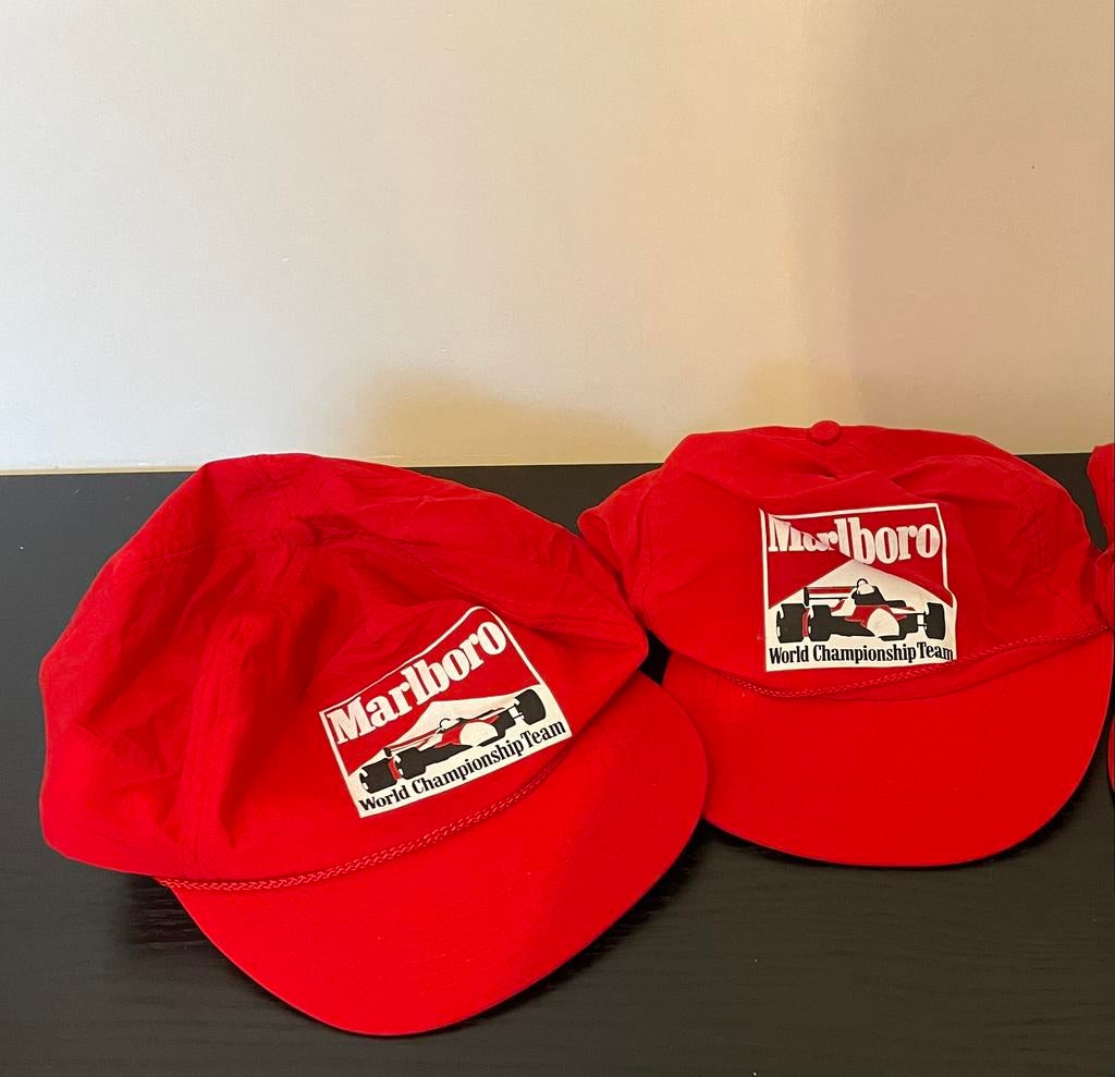 MARLBORO - Casquettes de F1, Enlèvement, Comme neuf