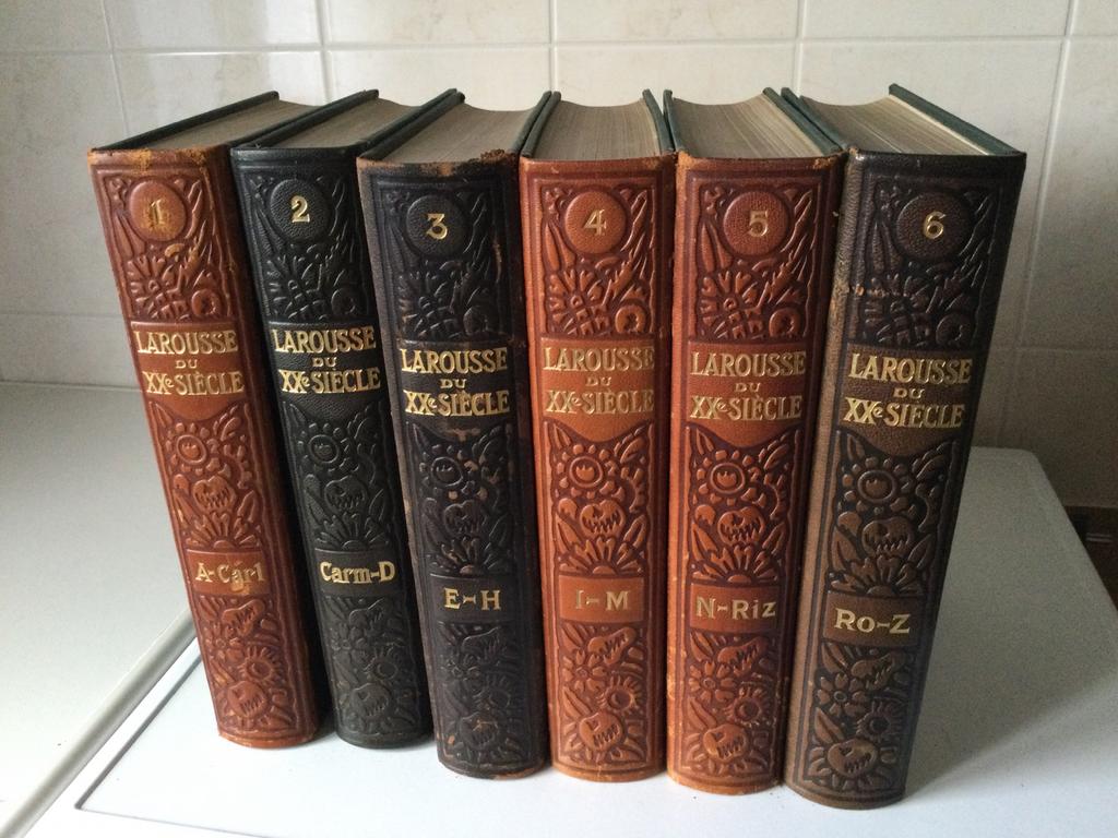 Larousse du XXe siècle van À tot Z, Ophalen of Verzenden