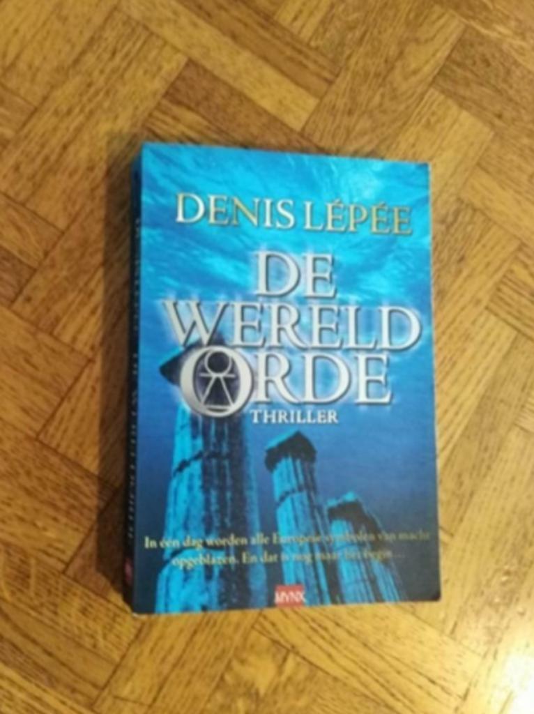 Denis Lepee: De wereld orde, Ophalen of Verzenden, Gelezen