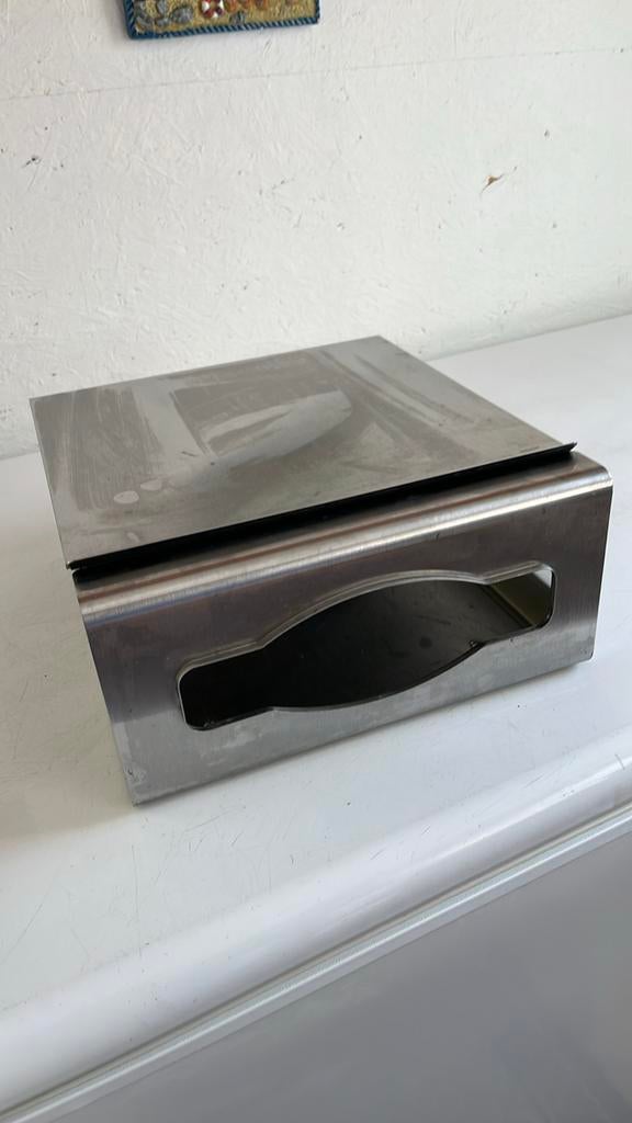 Distributeur de papier essuie mains cuisine, Enlèvement, Utilisé