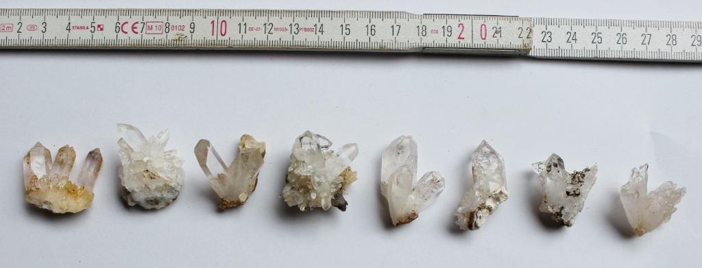 BERGKRISTAL clusters 8 stuks uit Brandberg in NAMIBIE, Verzamelen, Ophalen of Verzenden, Mineraal