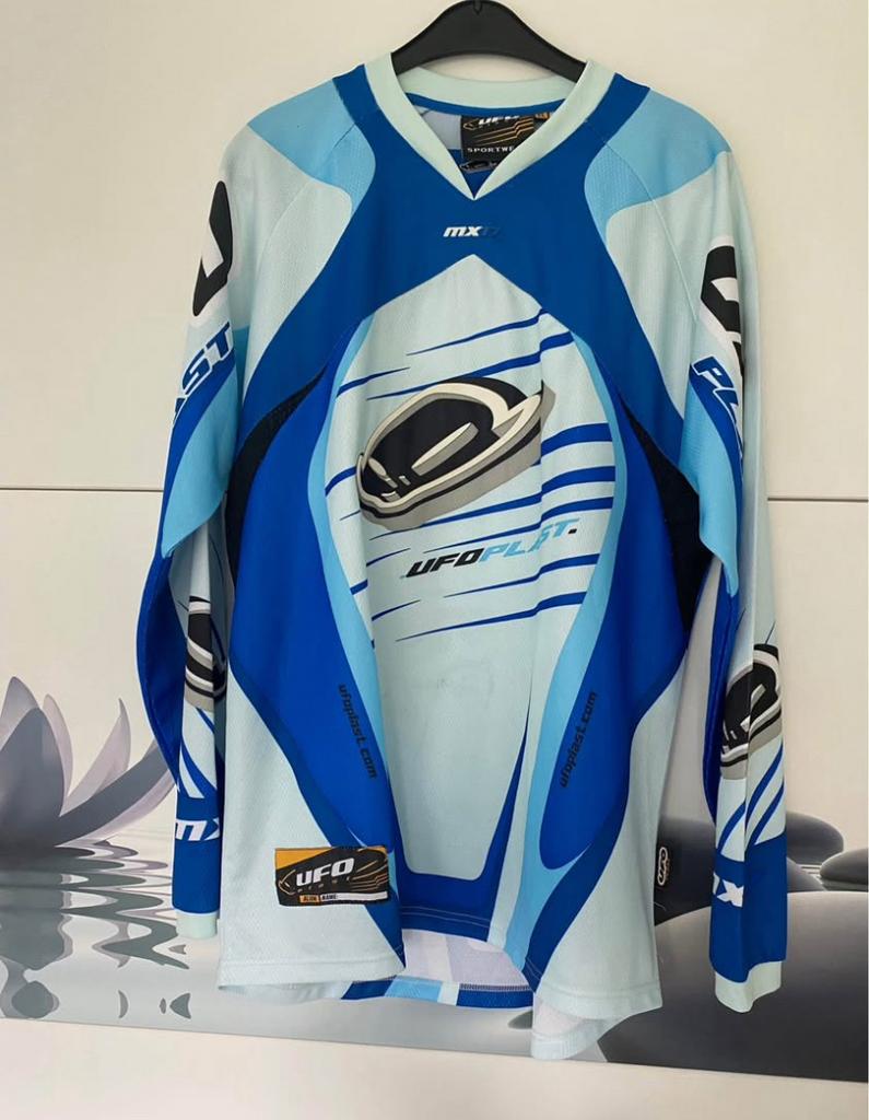 Blouse de motocross, Enlèvement