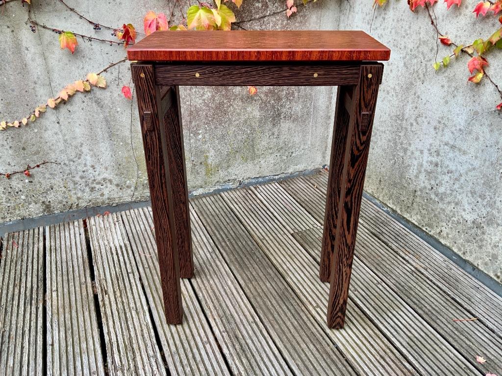 Table d'appoint au nouveau design, Neuf, 25 à 50 cm, Enlèvement ou Envoi, 50 à 100 cm