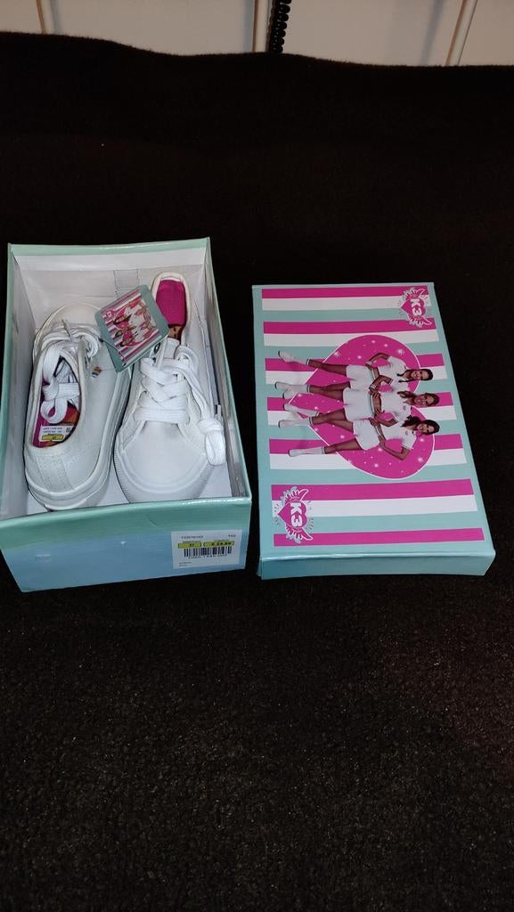 Nieuwe k3 schoenen maat 27, Kinderen en Baby's, Meisje, Schoenen, Nieuw, Ophalen of Verzenden