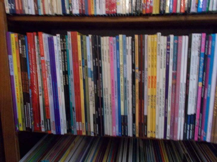 BD à partir de 4€ (+ de 200 Albums disponibles)   H → O, Meerdere stripboeken, Ophalen, Gelezen, Divers auteurs
