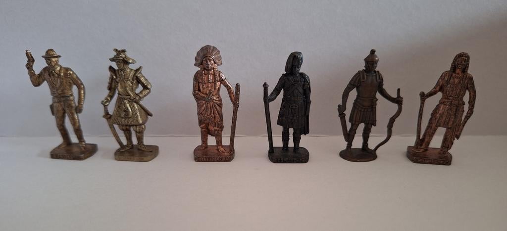 6 metalen beeldjes metaal beeldje beeld cowboy indiaan, Ophalen of Verzenden, Zo goed als nieuw