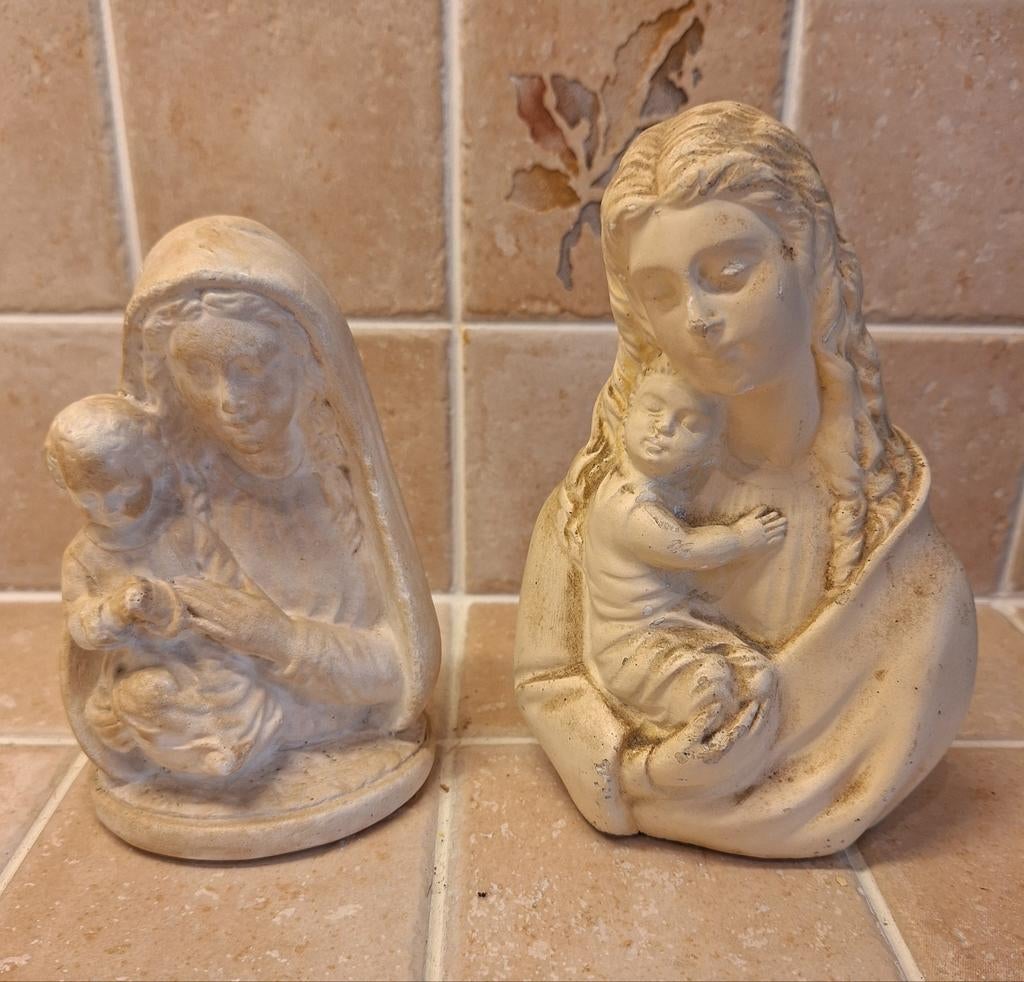 2 stenen Mariabeelden Maria Jezus Guelfi, Enlèvement ou Envoi, Comme neuf