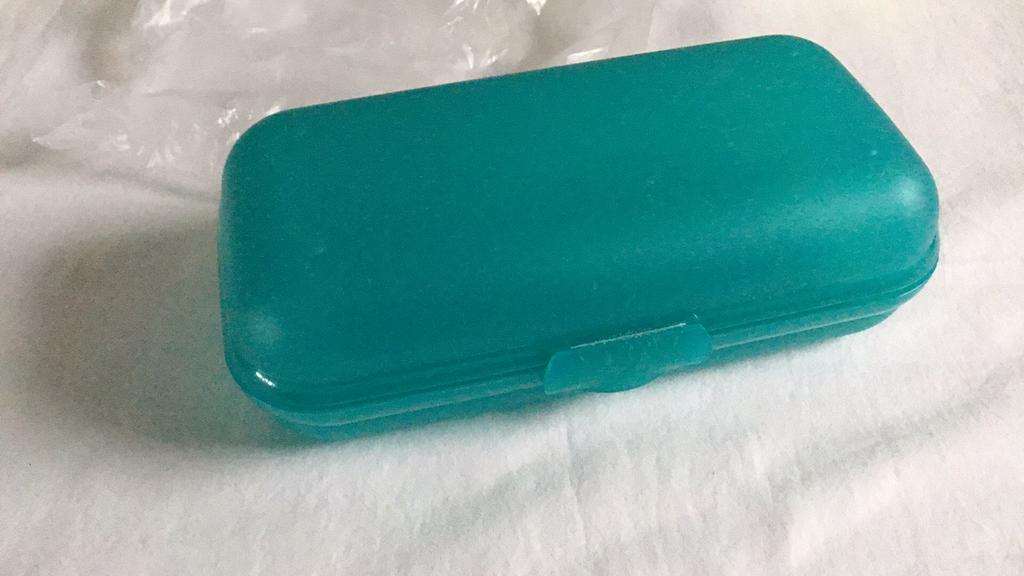 Grote snack doos tupperware brooddoos Nieuw !, Ophalen of Verzenden