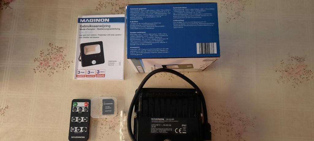 Led verlichting met camera, Ophalen
