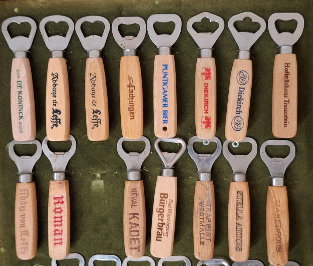 15 vintage flessenopeners, Ophalen of Verzenden, Gebruikt, Flesopener