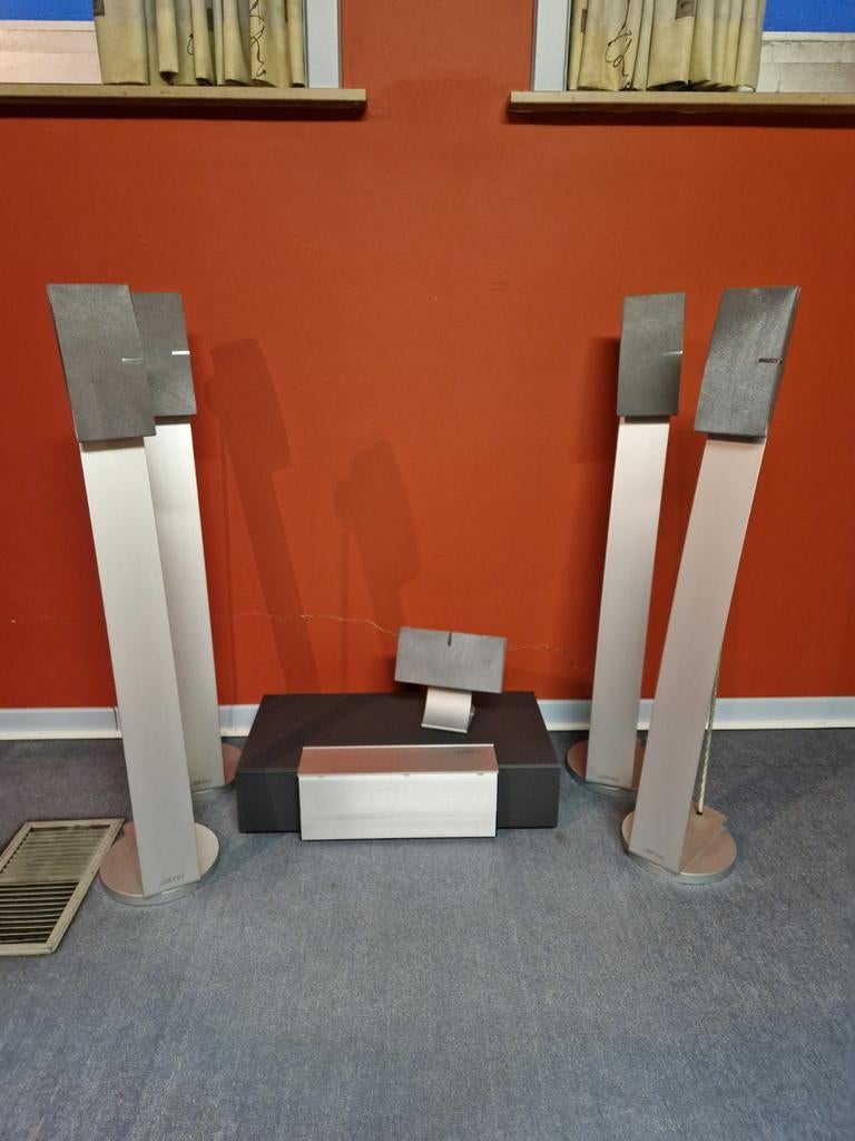 JAMO 5.1 Surround luidsprekers set, 70 watt of meer, Zo goed als nieuw, 5.1-systeem, Overige spelers