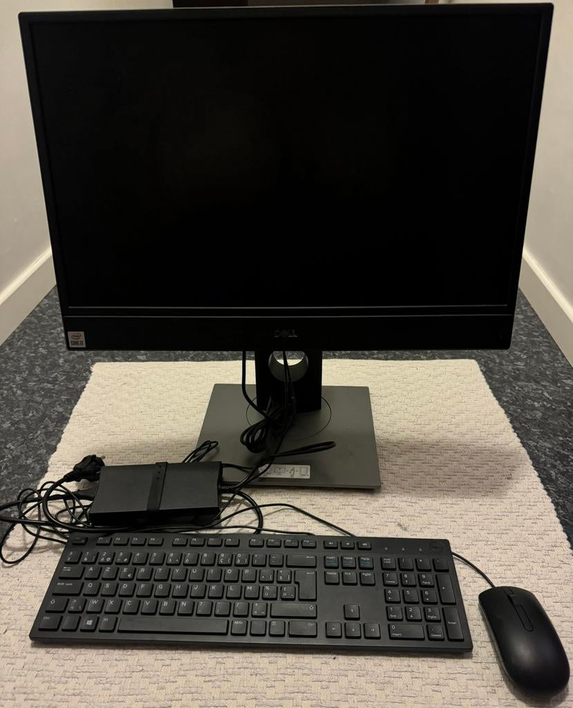 Deel monitor met toetsenbord, muis en adapter, Ophalen of Verzenden, Zo goed als nieuw