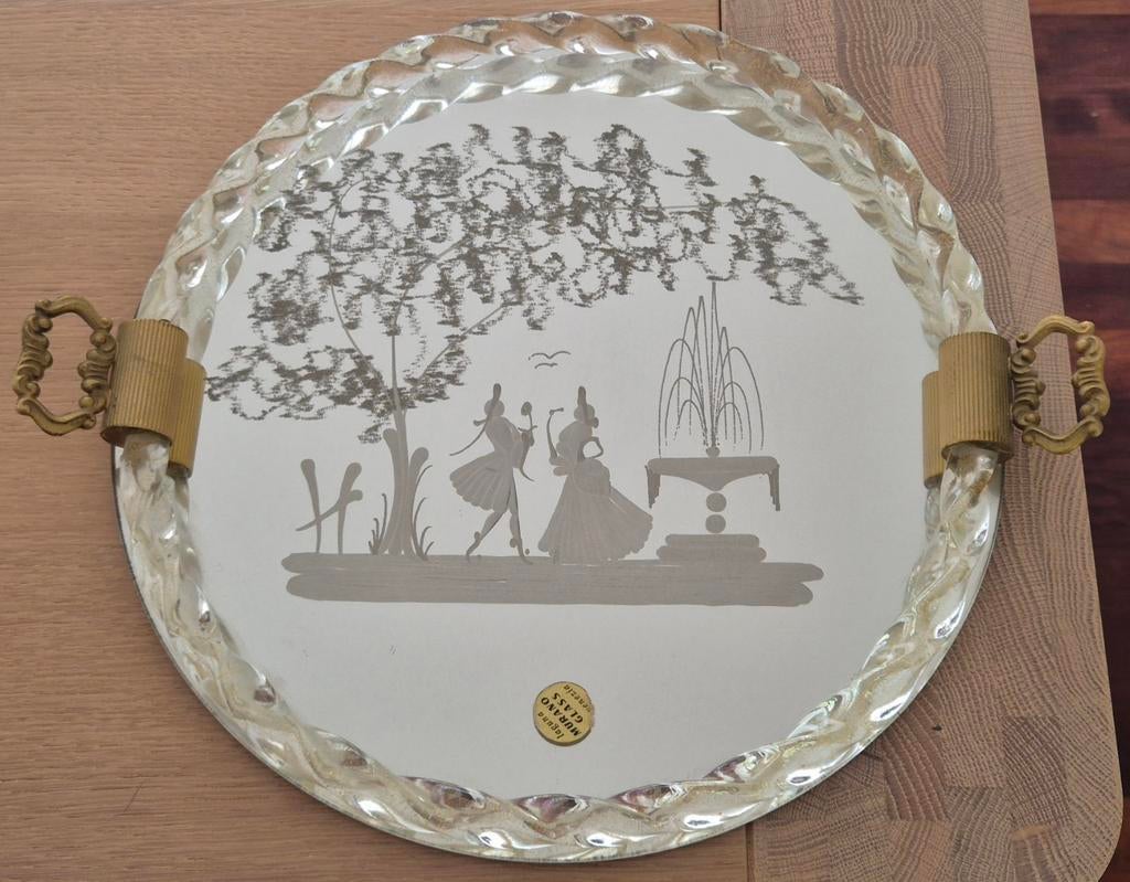 Dienblad van Murano-glas, Ophalen