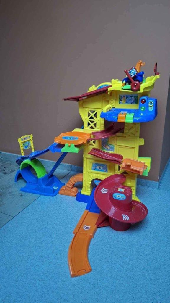 Toet toet auto's super stuntpark, Kinderen en Baby's, Ophalen, Gebruikt