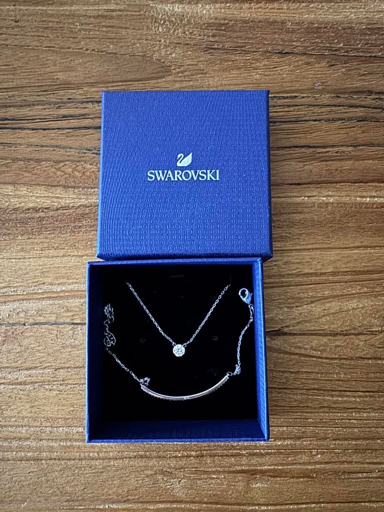Set van ketting en armbandje, Verzamelen, Swarovski, Nieuw, Sieraad of Horloge, Ophalen