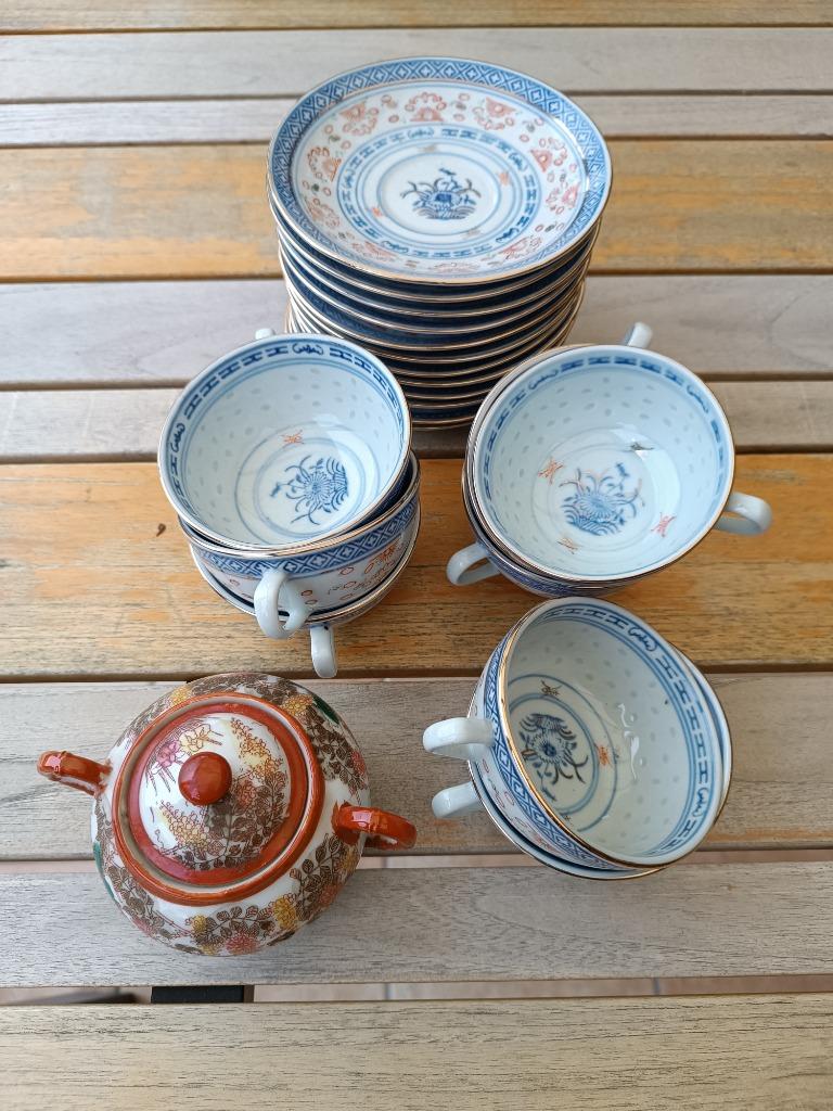 A vendre tasse et sous tasse chinois, Antiek en Kunst, Antiek | Keramiek en Aardewerk, Ophalen
