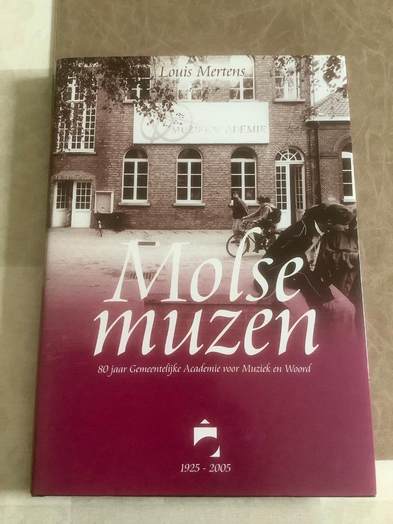 boek:molse muzen 2005, Boeken, Ophalen of Verzenden, Nieuw