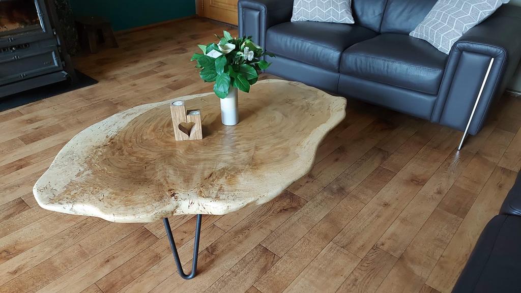 Table en loupe de chêne, Maison & Meubles, Comme neuf