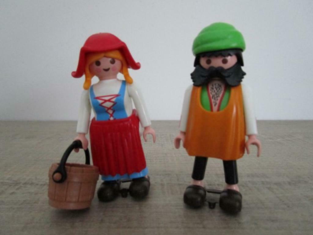 Playmobil middeleeuwen herbergier en vrouw kasteel, Ophalen of Verzenden, Nieuw, Complete set