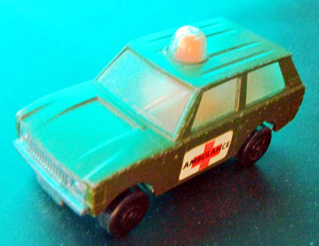 Matchbox (Range Rover) Police Patrol Ambulance No. 20, 1975, Ophalen of Verzenden, Gebruikt, Auto