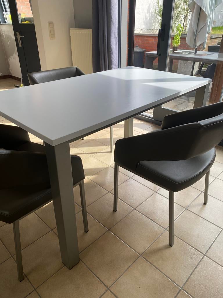 Lot de 3 chaises et table de cuisine., Maison & Meubles, 100 à 150 cm, Comme neuf, Enlèvement, 50 à 100 cm