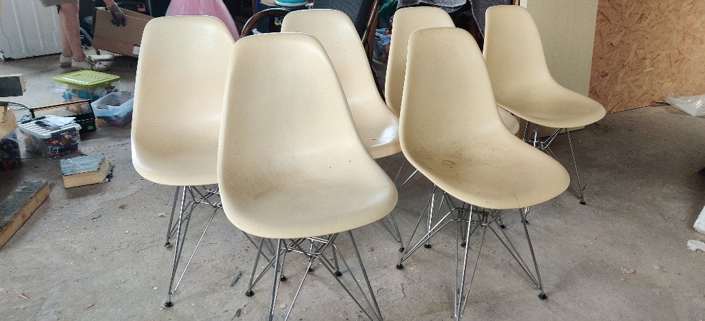 Emaes style stoelen, Huis en Inrichting, Stoelen, Ophalen, Gebruikt, Overige kleuren, Eames