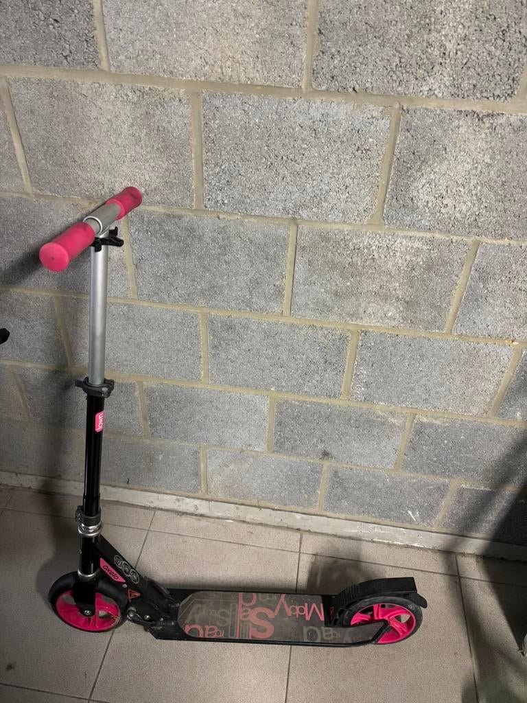 2 kindersteps te koop, Vélos & Vélomoteurs, Trottinettes, Enlèvement, Comme neuf