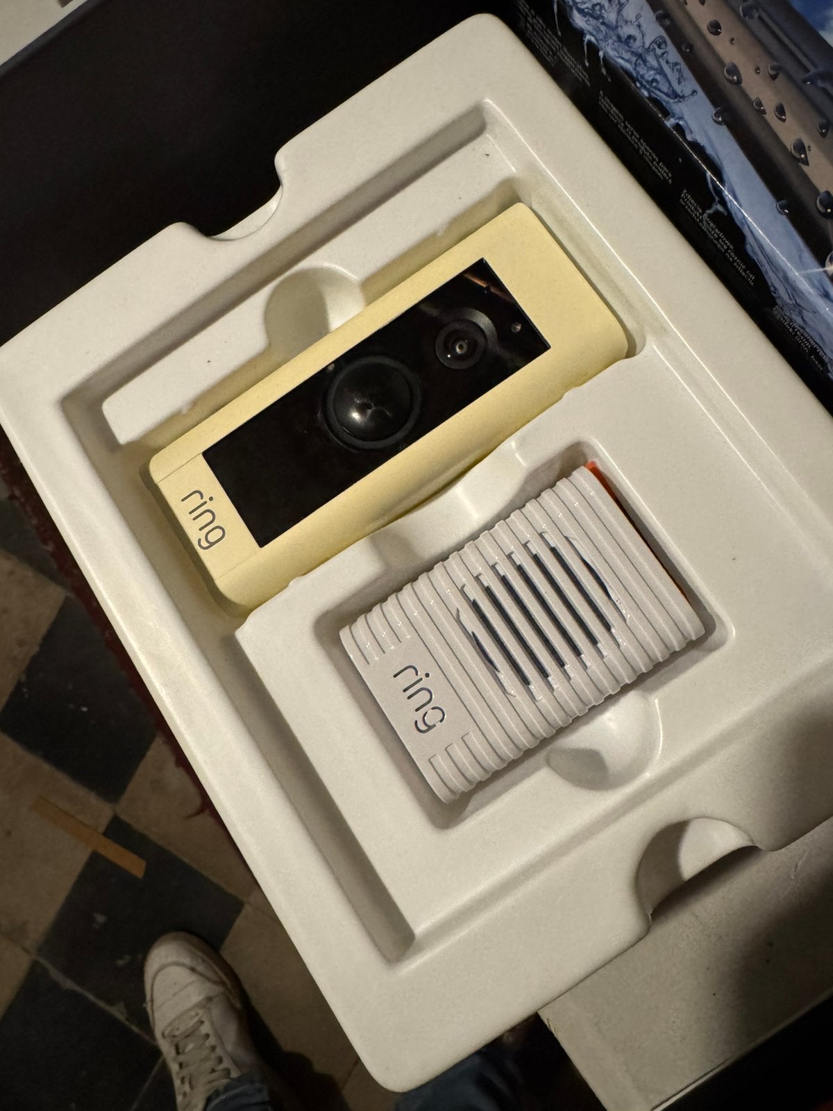 Ring Video Doorbell Pro + Chime – Originele verpakking, Maison & Meubles, Enlèvement, Utilisé, Filaire