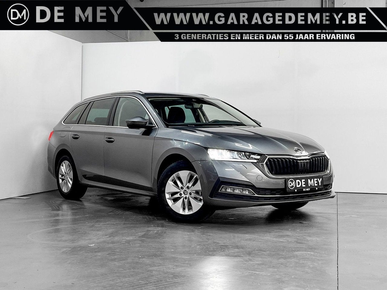 Skoda Octavia Combi Clever 1.0 TSI 110pk / Carplay / Camera, Argent ou Gris, Achat, Entreprise, https://public.car-pass.be/vhr/e185b69f-a90b-4991-82a6-8d9207261b39