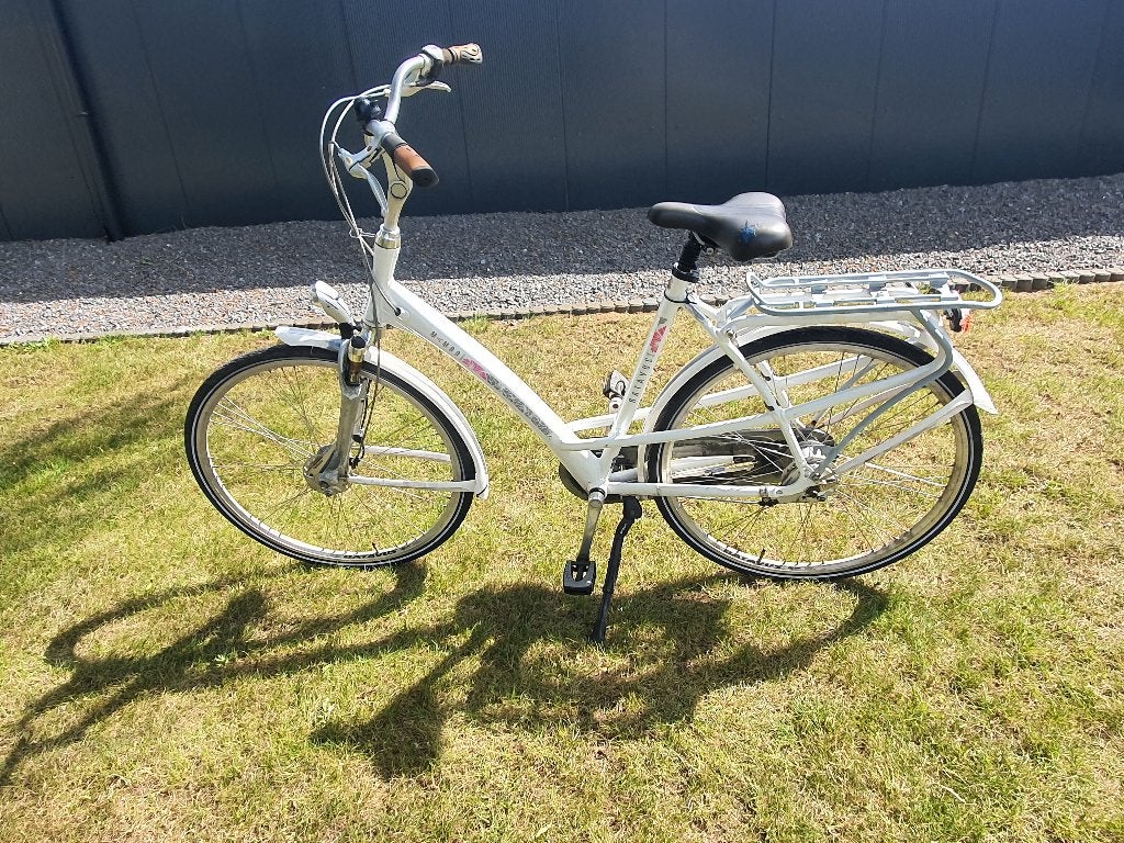 betavus meisjes/dames fiets, 28’’ inch wielen, fram.57, Fietsen en Brommers, Ophalen, Versnellingen, Batavus, Trommelrem