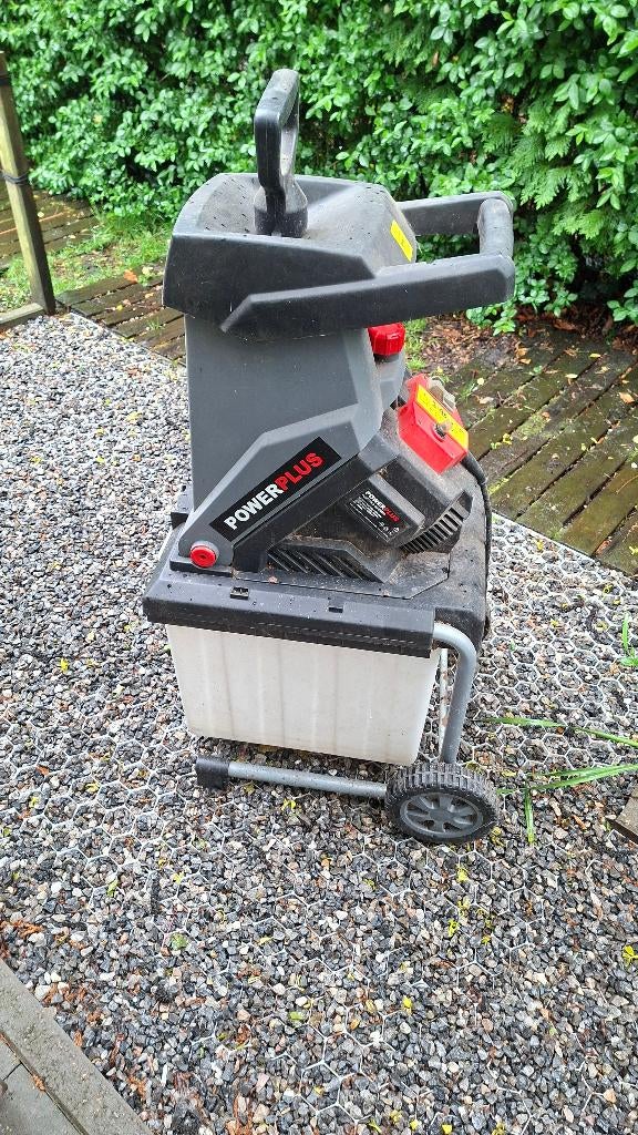 Powerplus POWEG5010 hakselaar, Tuin en Terras, Ophalen, Gebruikt, Powerplus, Met opvangbak