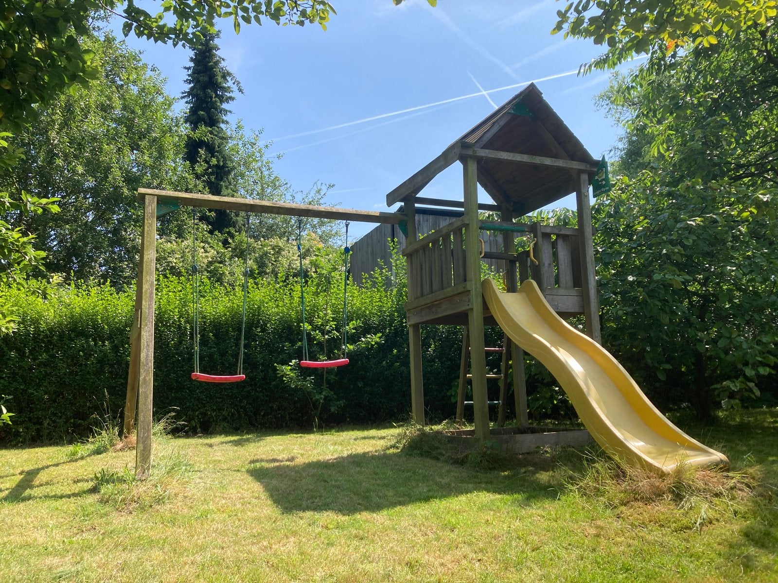 Speeltoestel met glijbaan en schommel, Ophalen, Gebruikt, Schommel